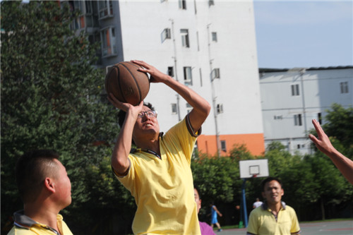 【激情七月】2015年暑期篮球比赛火热开赛