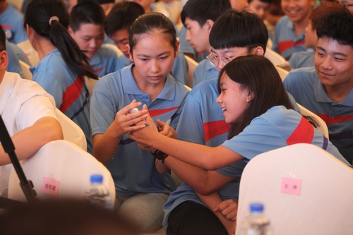 新华27周年校庆暨新华电脑教育“杰出学子”颁奖