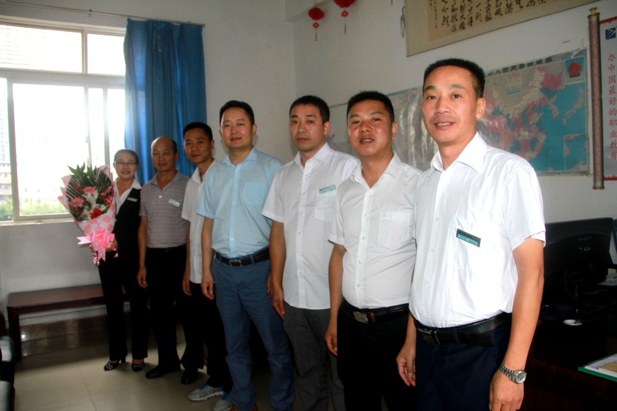 第31个教师节：感谢有您，老师！