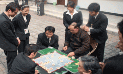 
								四川新华电脑学院志愿者情系敬老院
							