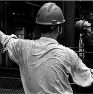 部分室外工作常年风吹日晒